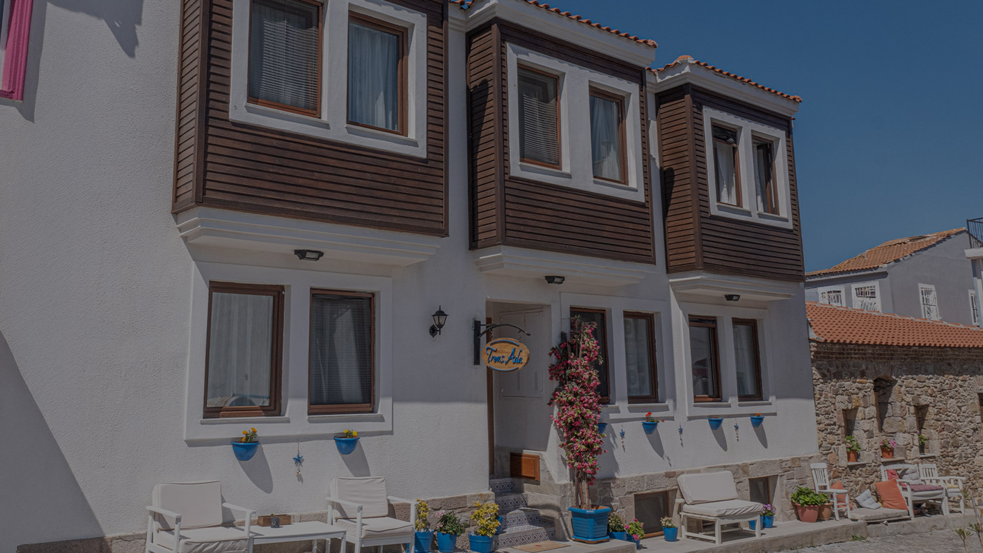 Adanın Dokusuna Uygun Bir Durak